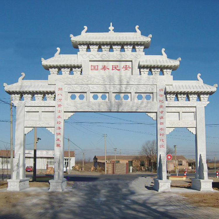村鎮石雕牌樓_三間四柱牌坊雕塑