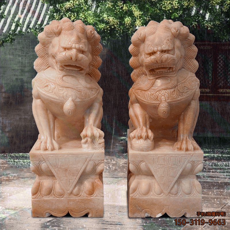 石雕獅子一對_別墅門口鎮宅招財晚霞紅石獅子雕塑