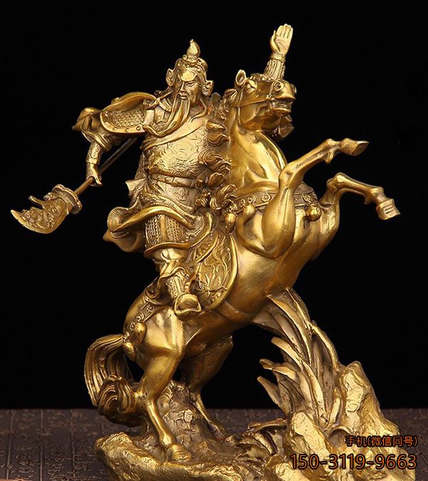 關羽騎馬舞刀 鎏金銅雕雕塑