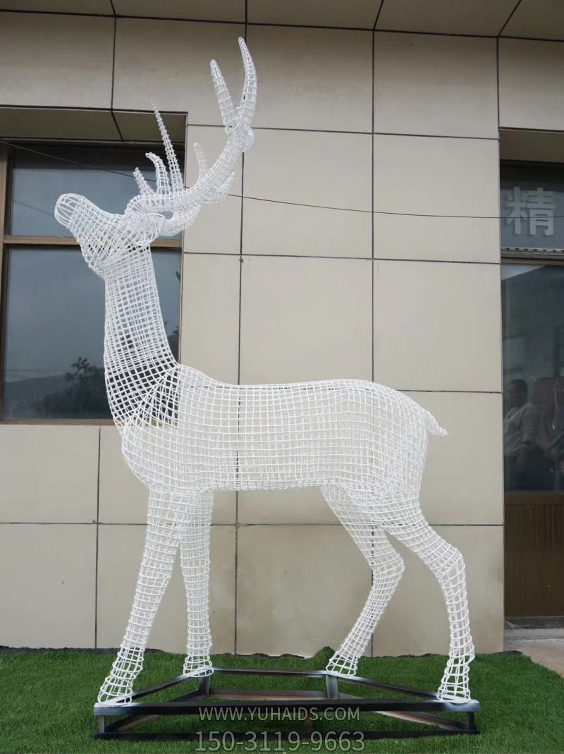 戶外草坪不銹鋼鏤空創意景觀鐵藝梅花鹿雕塑