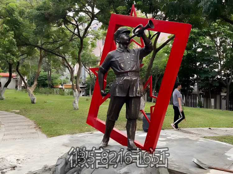 公園擺件銅雕吹軍號的紅軍戰(zhàn)士雕塑