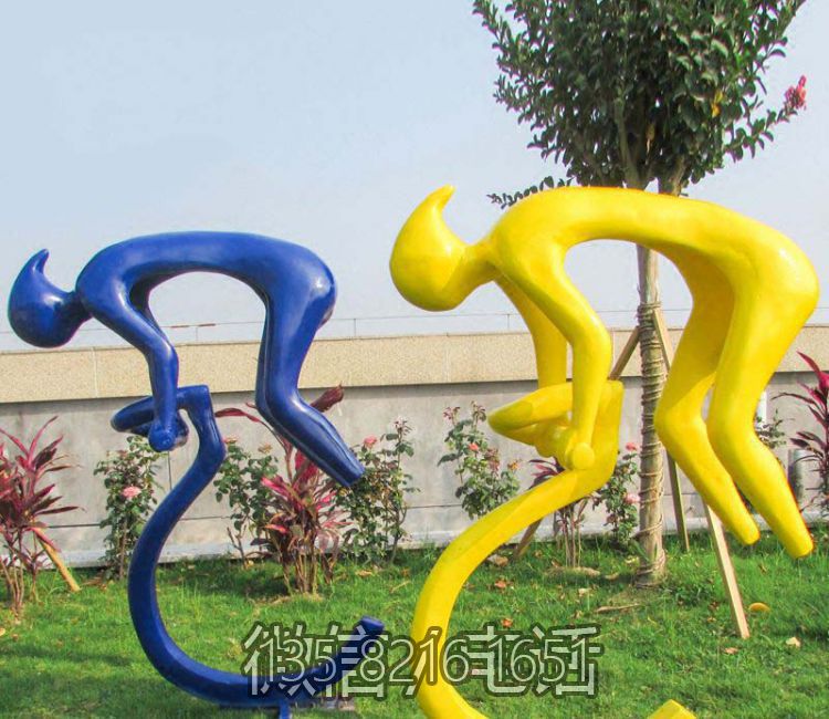 園林草坪體育運動擺件玻璃鋼創(chuàng)意騎自行車雕塑