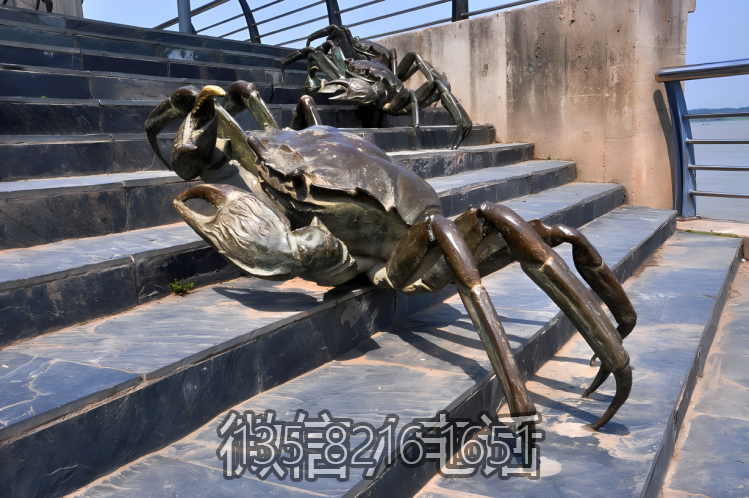 景觀戶外玻璃鋼仿銅定制大型海洋動(dòng)物擺件螃蟹雕塑 景觀戶外玻璃鋼仿銅定制大型海洋動(dòng)物擺件螃蟹雕塑