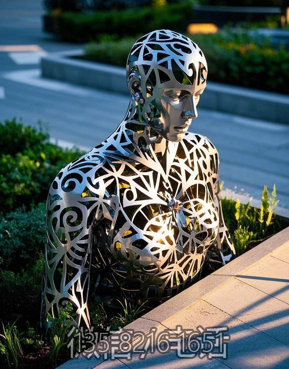 不銹鋼創意鏤空人物女人雕塑