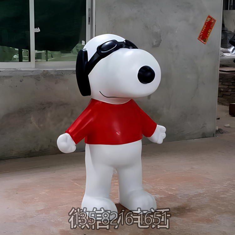 商場園林美陳裝飾擺件玻璃鋼卡通動物Snoopy雕塑