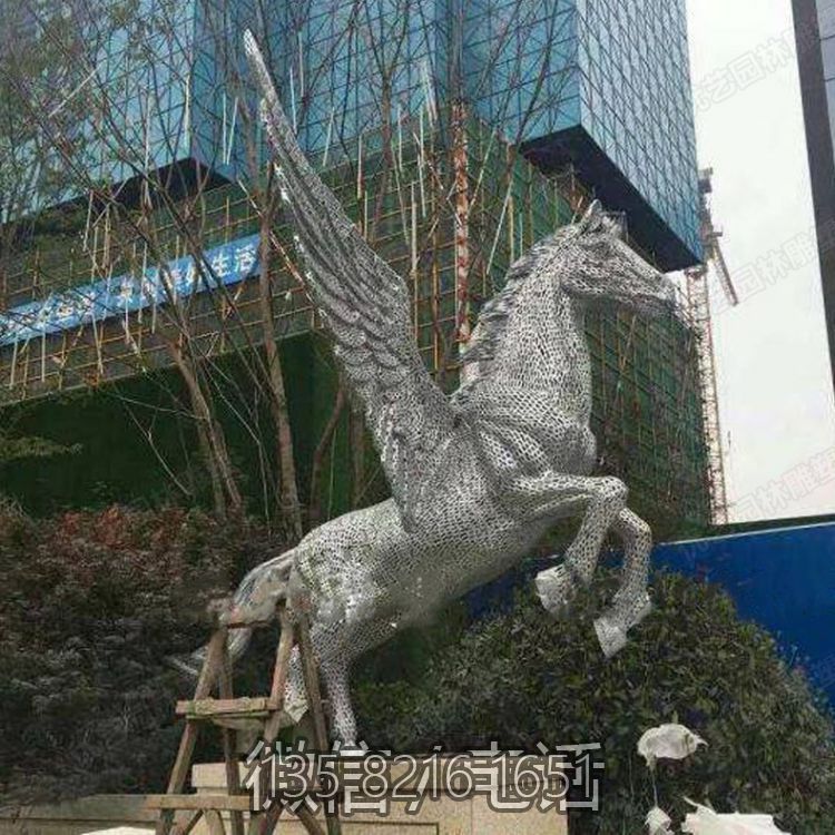 城市景觀擺件不銹鋼十二生肖創意鏤空動物擺件馬雕塑