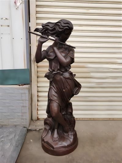 玻璃鋼戶外園林創意吹笛子的人物雕塑