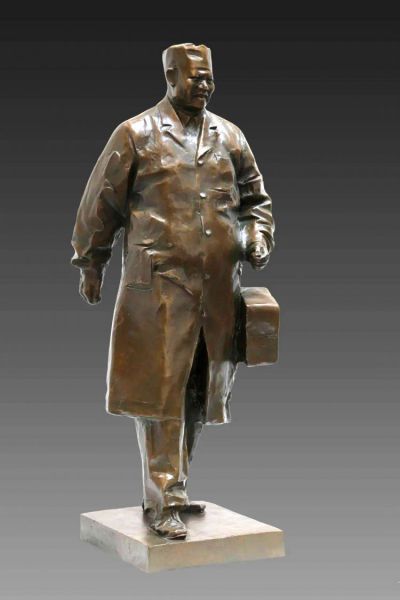 吳登云銅雕塑像