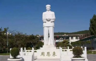 城市廣場漢白玉大理石雕刻周總理雕像