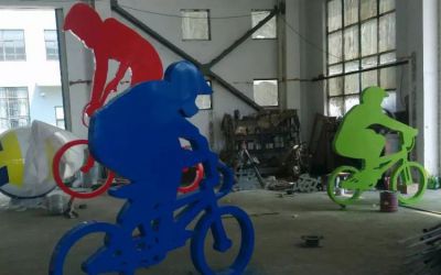 不銹鋼剪影景觀體育運動抽象騎自行車人物雕塑