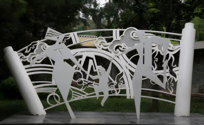 創意景觀擺件不銹鋼抽象藝術擺件一家三口雕塑