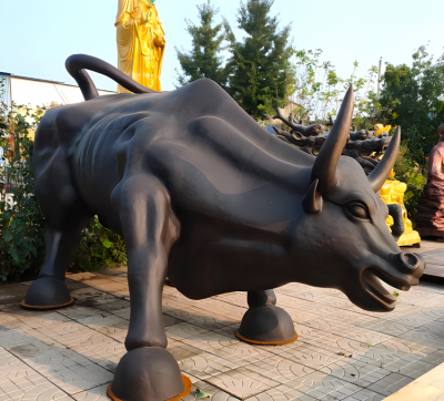街道路邊大型動物裝飾落地擺件定制玻璃鋼鑄銅華爾街牛雕塑