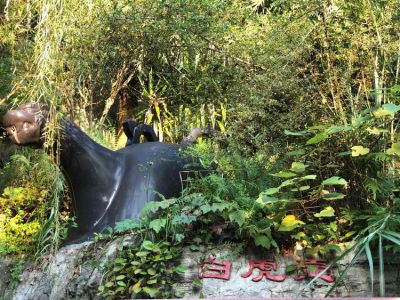 白虎壺鑄銅茶壺雕塑