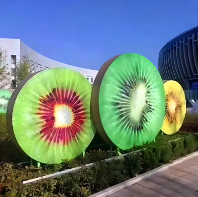 切開(kāi)的仿真獼猴桃雕塑