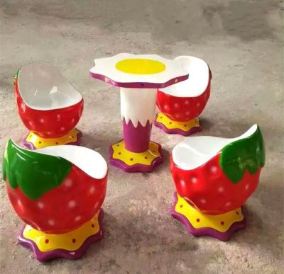 玻璃鋼草莓造型桌椅